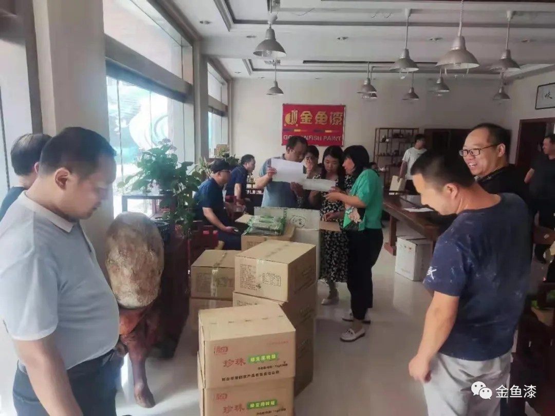 炎炎夏日送清涼工會(huì)關(guān)愛潤(rùn)心田(圖2)
